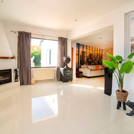Romeo Villa
